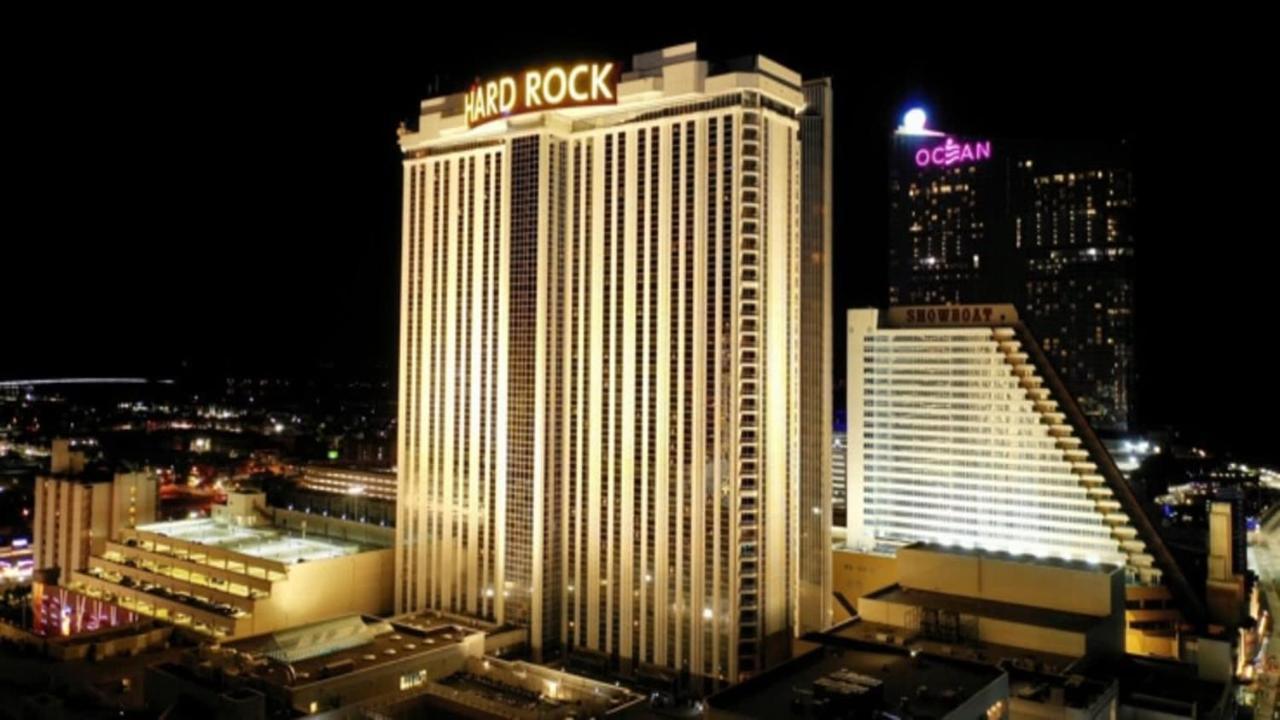 Boardwalk King Bed Retreats By Cozysuites Atlantic City Exterior photo